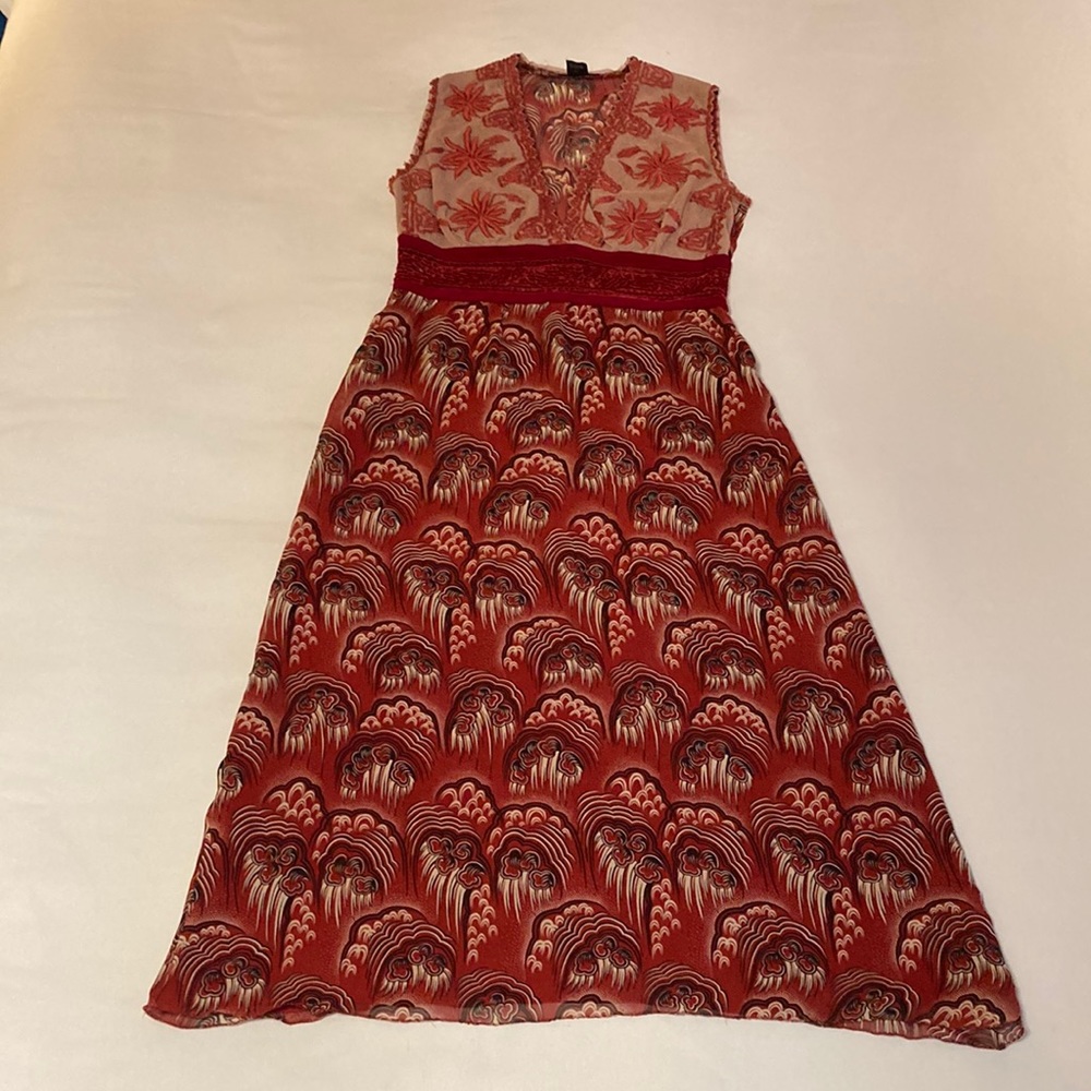 Stunning Vivienne Tam red dress.